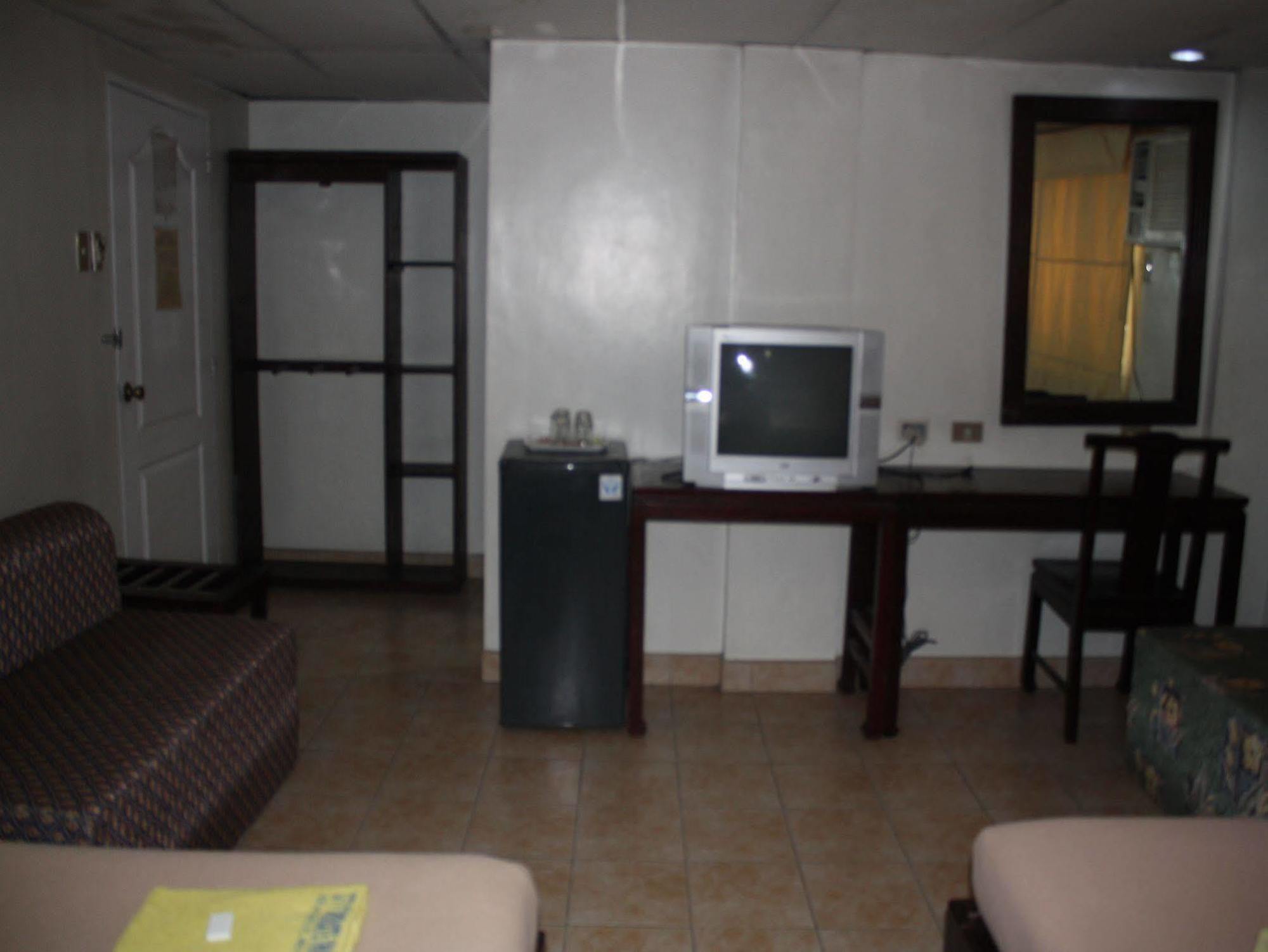 City Corporate Inn Iloilo Exterior foto